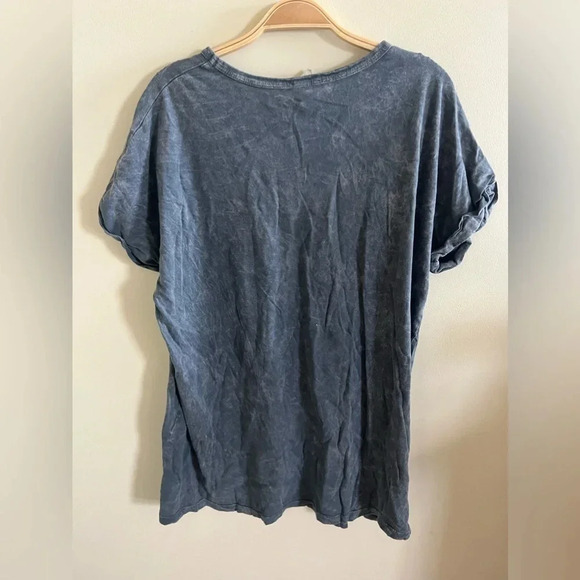 Caution to theā Wind Lucky Vibes Short Sleeve T Shirt Fetival, Comfy StPatty Day - Picture 2 of 7